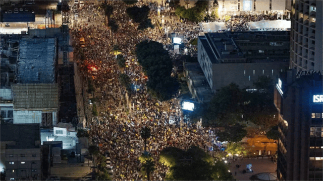 美国一插手，以立即收兵，转头炮轰叙利亚，大部队乌泱泱从天而降