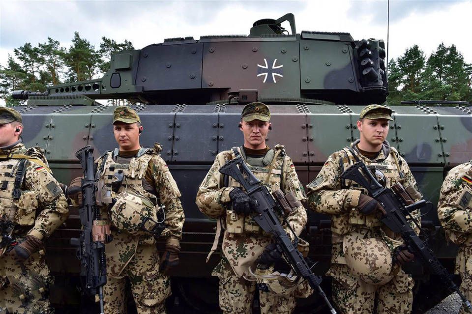 大屠杀结束80年后,德国对以色列产生了“依赖”