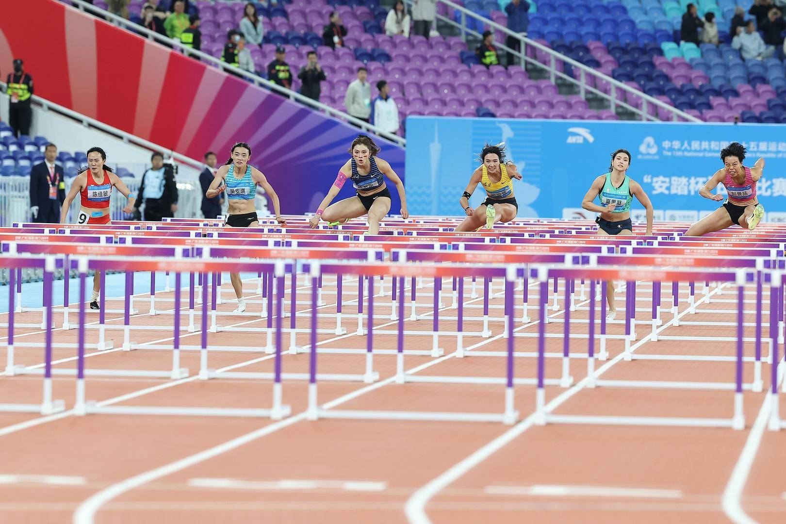 吴艳妮谈全运会决赛失金：这场比赛三人破13秒，对中国女子100米栏是个激励